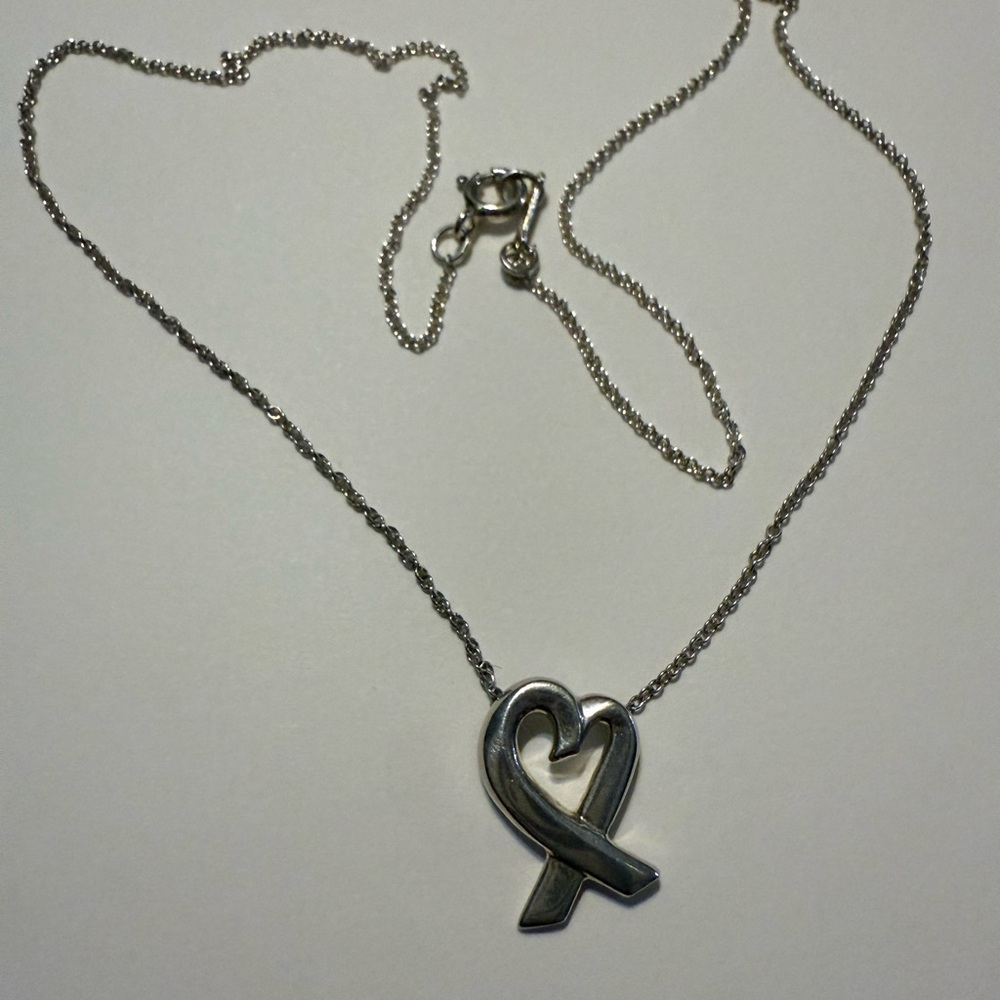 RETIRED TIFFANY & CO PALOMA PICASSO LOVING HEART PENDANT STERLING SILVER 925